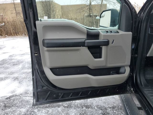 Used 2017 Ford F150 XL w/ Equipment Group 101A Mid image 19