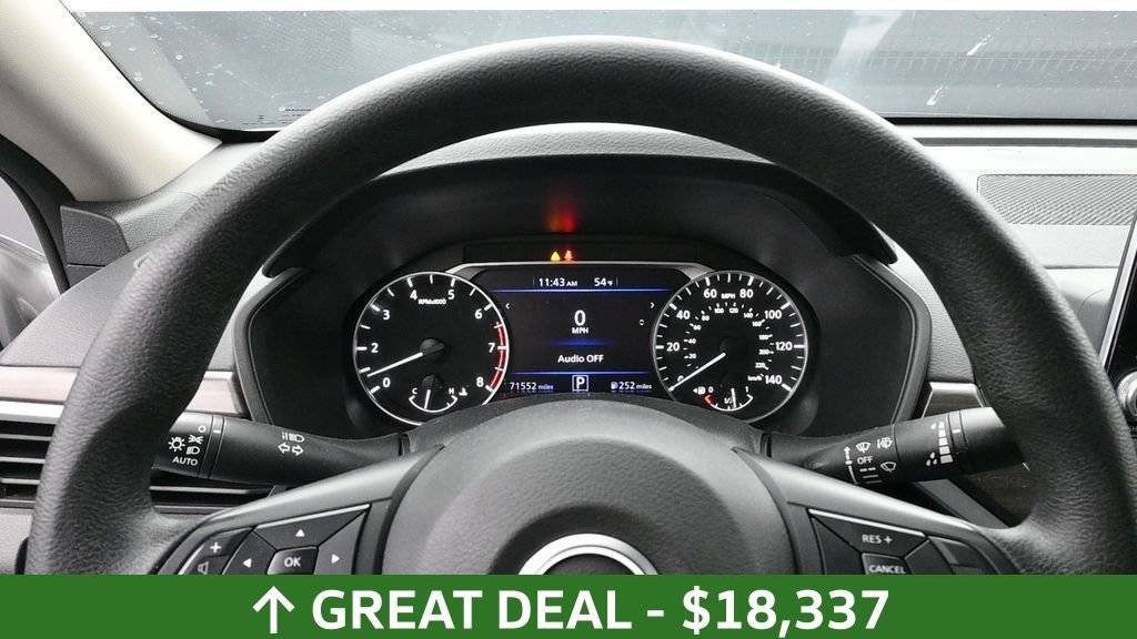 Used 2023 Nissan Altima 2.5 SV FWD image 32