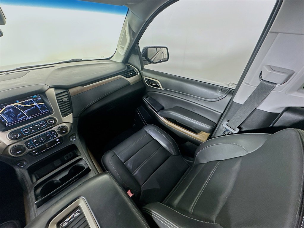 Used 2018 GMC Yukon XL Denali w/ Enhanced Security Package image 11