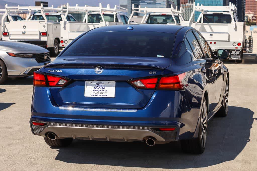 Used 2020 Nissan Altima 2.5 SR w/ Premium Package FWD image 4