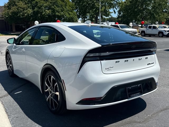 Used 2024 Toyota Prius Prime FWD image 5