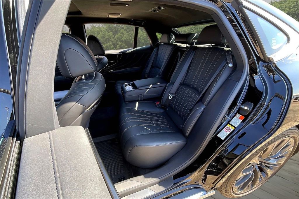 Used 2019 Lexus LS 500 AWD w/ Interior Upgrade Package image 22