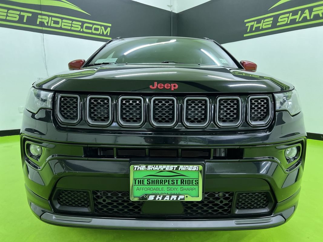 Used 2023 Jeep Compass Limited AWD/4WD image 3