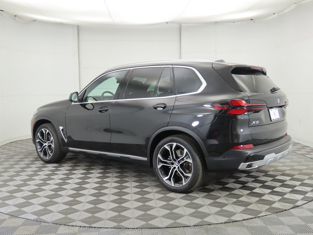 New 2026 BMW X5 sDrive40i w/ Climate Comfort Package image 7