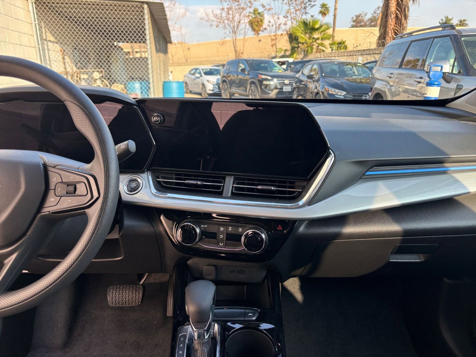 Used 2025 Chevrolet Trax LT image 17