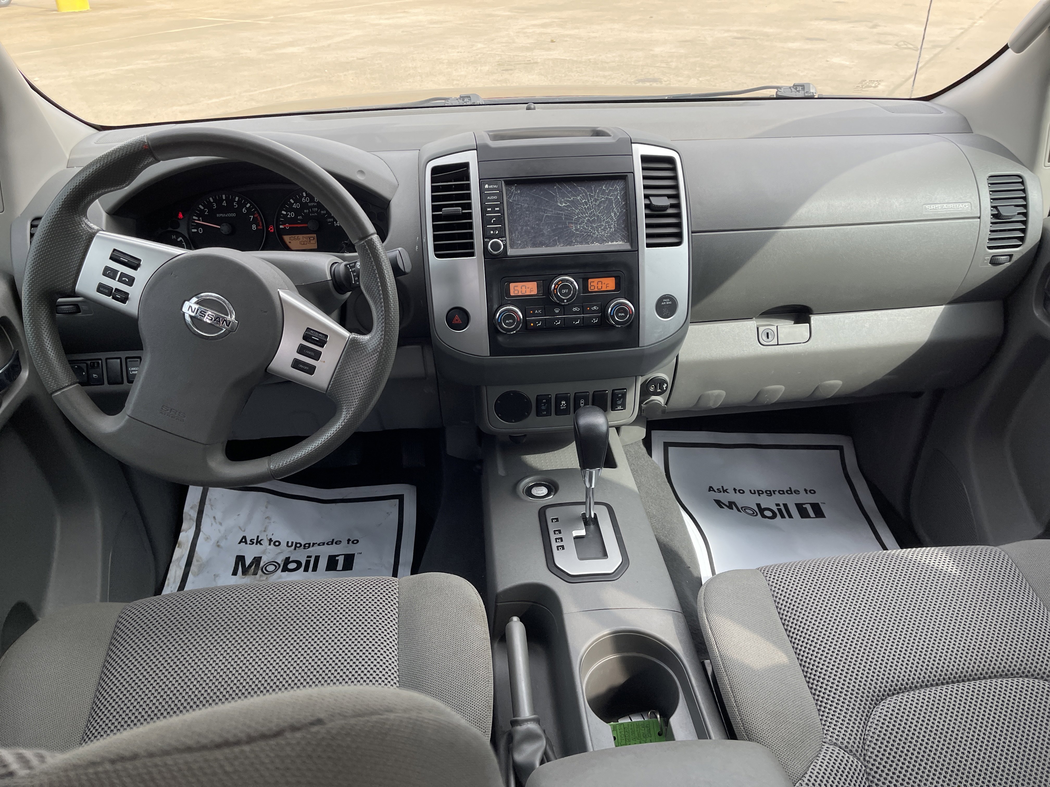 Used 2020 Nissan Frontier SV w/ Midnight Edition Floor Mats image 15