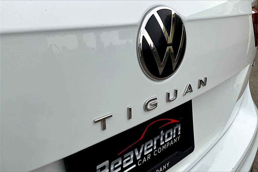Used 2022 Volkswagen Tiguan SE image 9