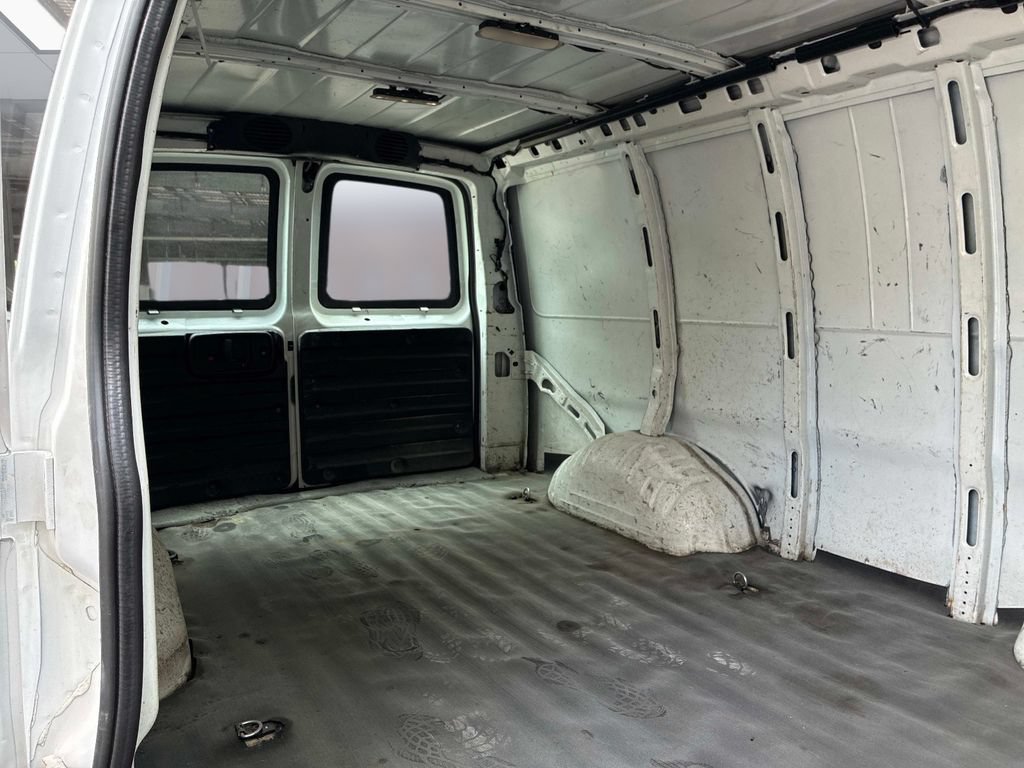 Used 2020 Chevrolet Express 2500 Extended w/ Communications Package RWD image 12