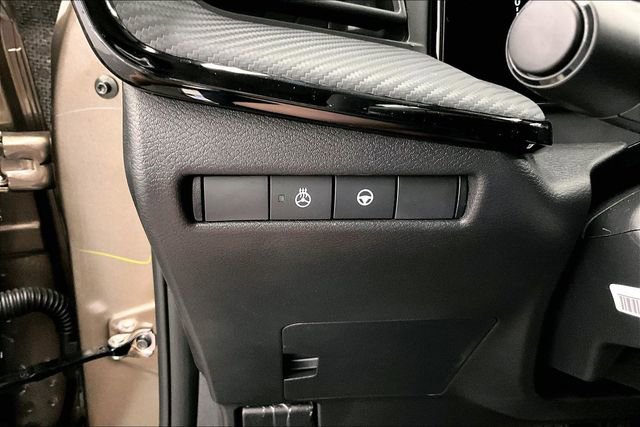 New 2026 Nissan Kicks SR w/ SR Premium Package image 30