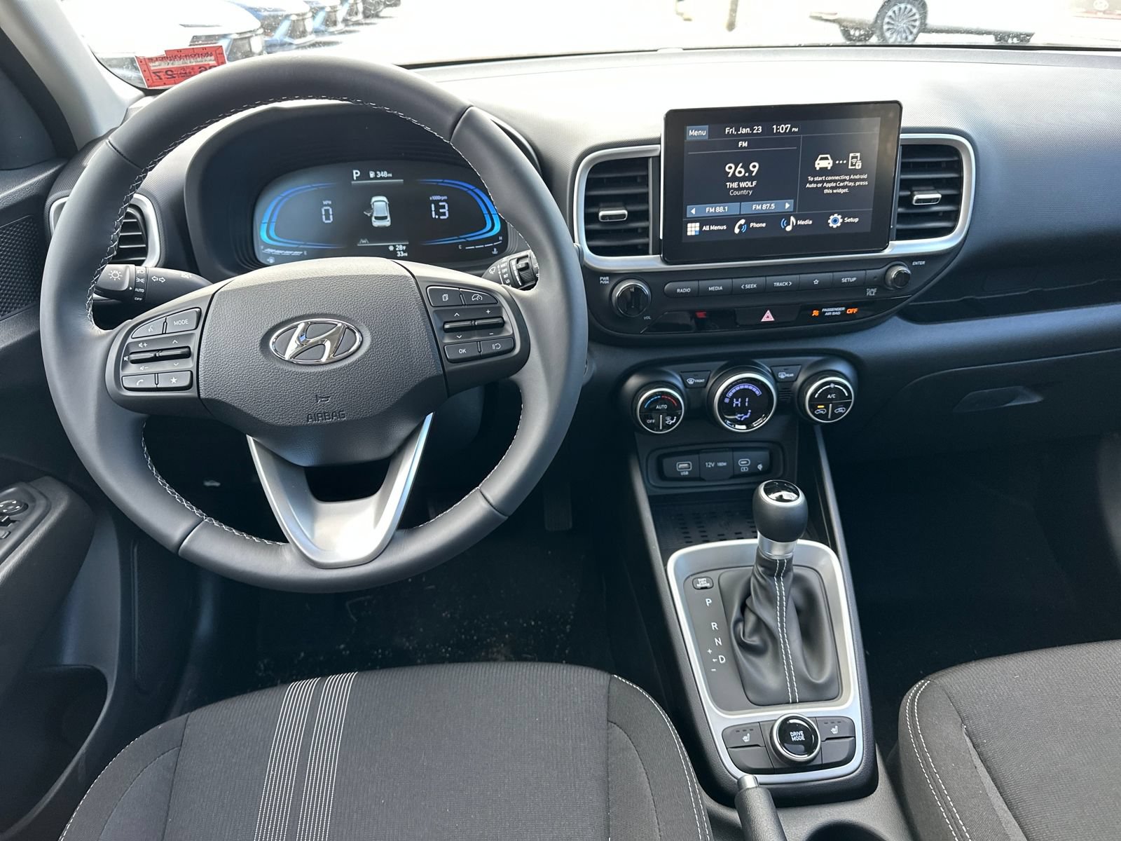New 2026 Hyundai Venue SEL FWD image 8