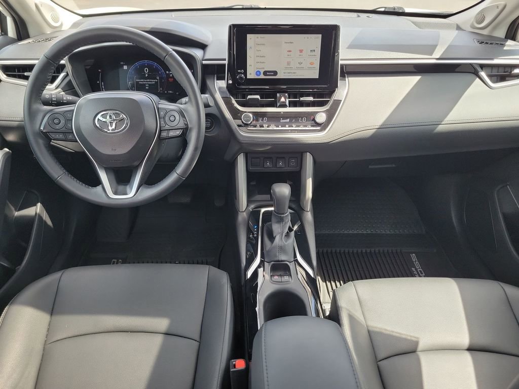 Used 2024 Toyota Corolla Cross XLE w/ Convenience Package FWD image 20