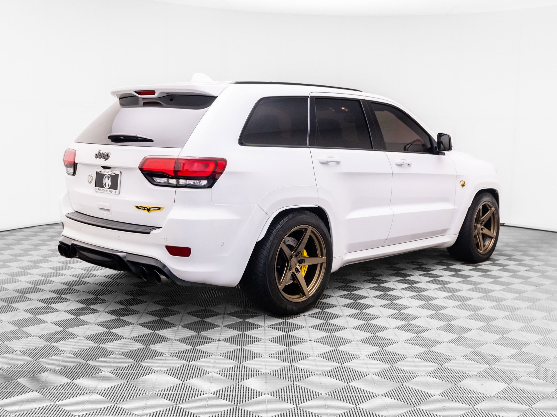 Used 2018 Jeep Grand Cherokee Trackhawk AWD/4WD image 6