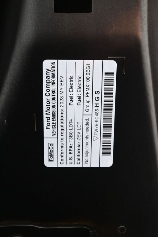 Used 2023 Ford F150 Lightning XLT AWD/4WD image 26