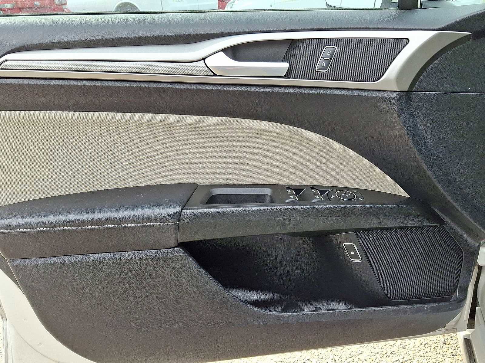 Used 2018 Ford Fusion S image 26