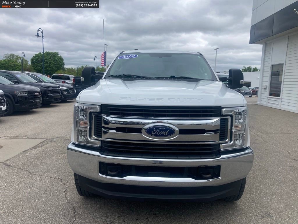 Used 2019 Ford F250 XLT AWD/4WD image 2