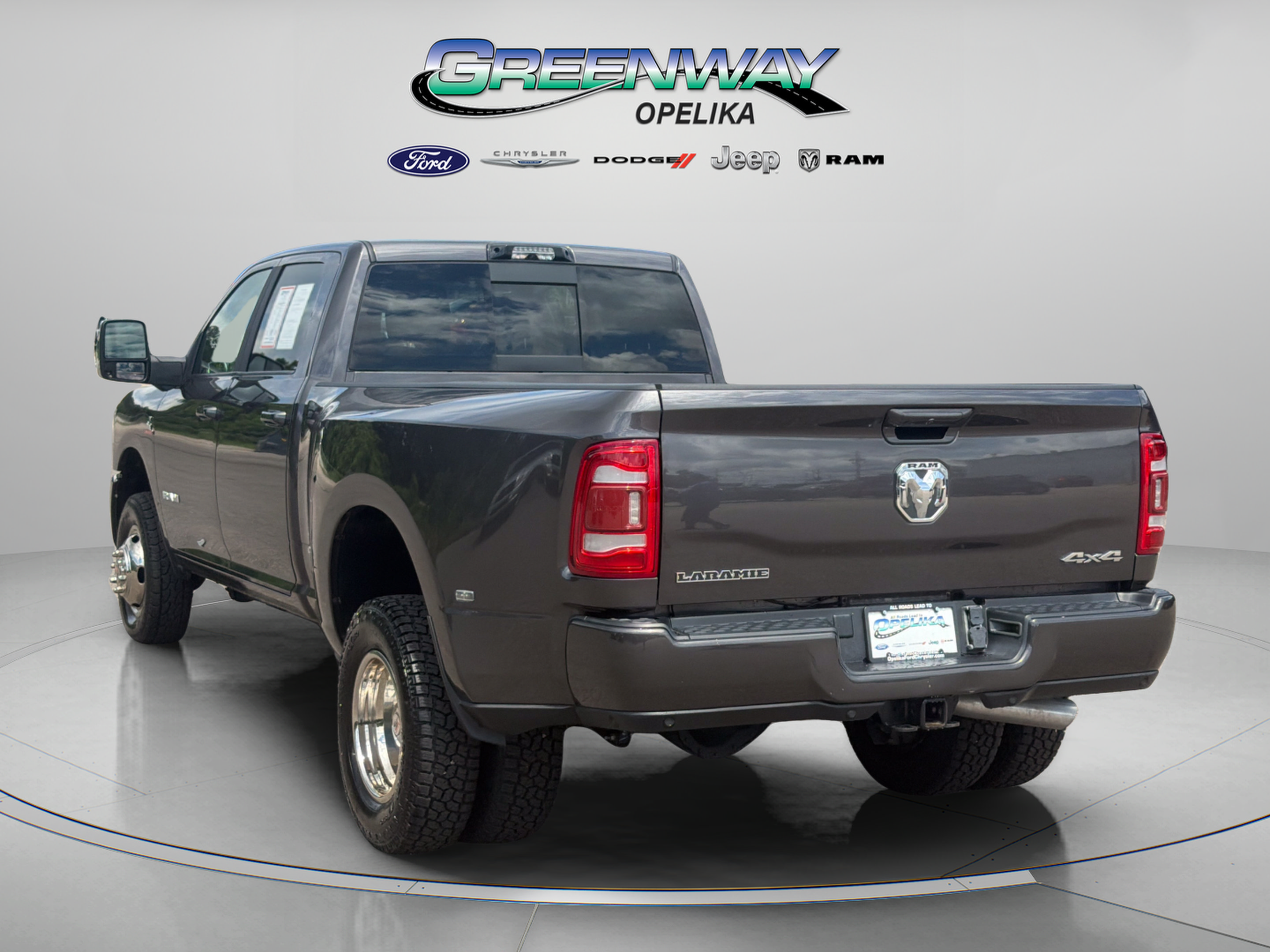 Used 2024 RAM 3500 Laramie AWD/4WD image 5