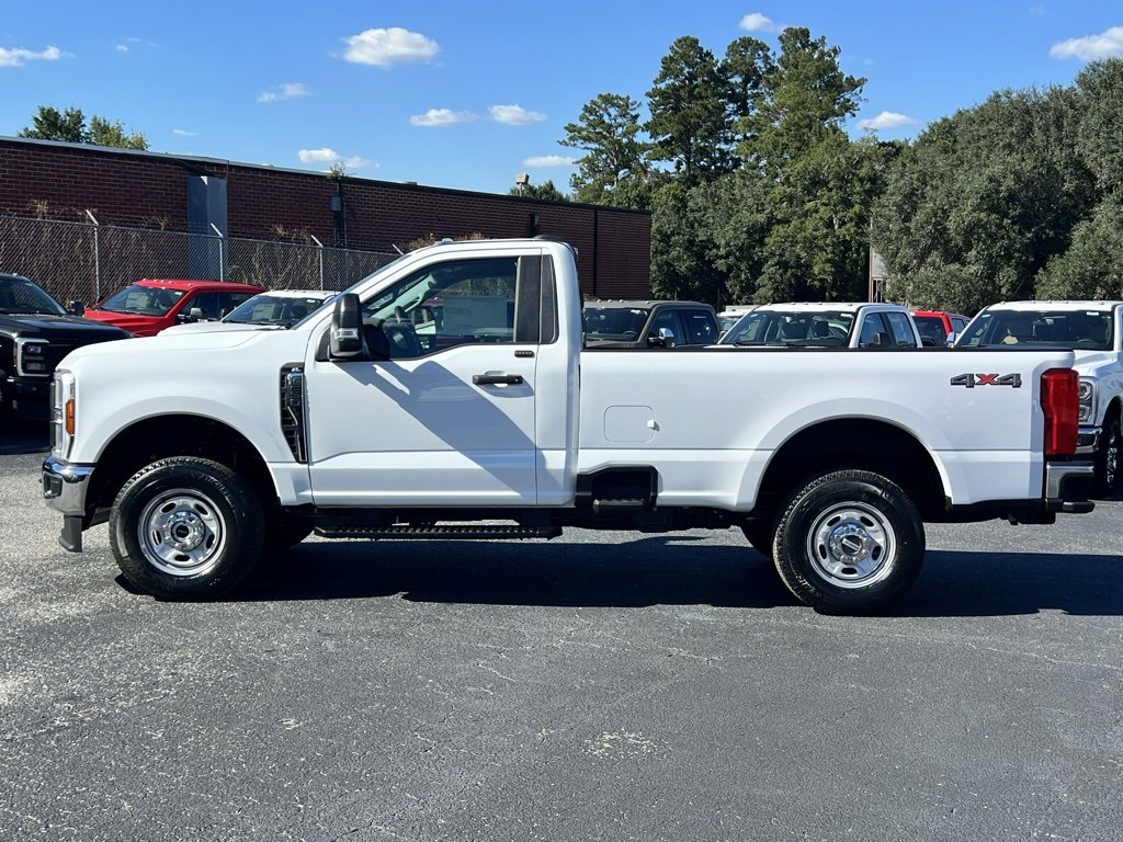 New 2026 Ford F250 XL image 2