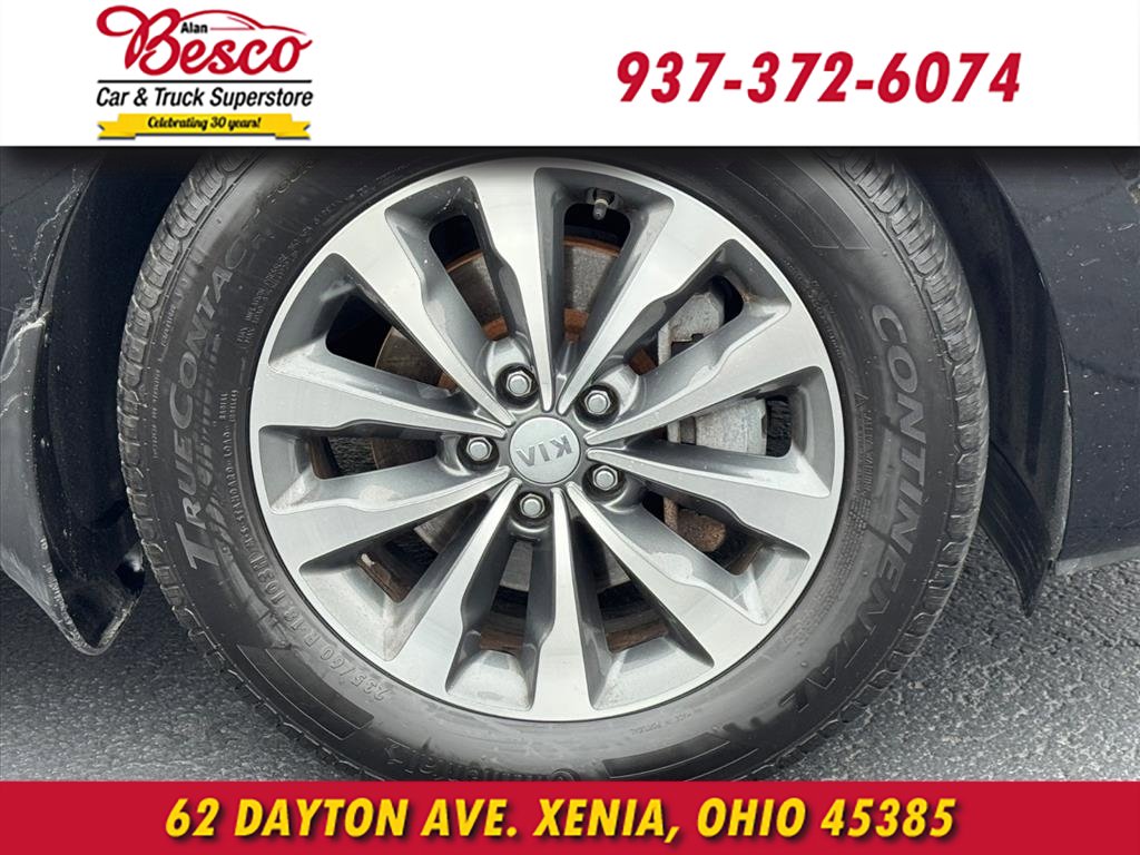 Used 2017 Kia Sedona SX image 6