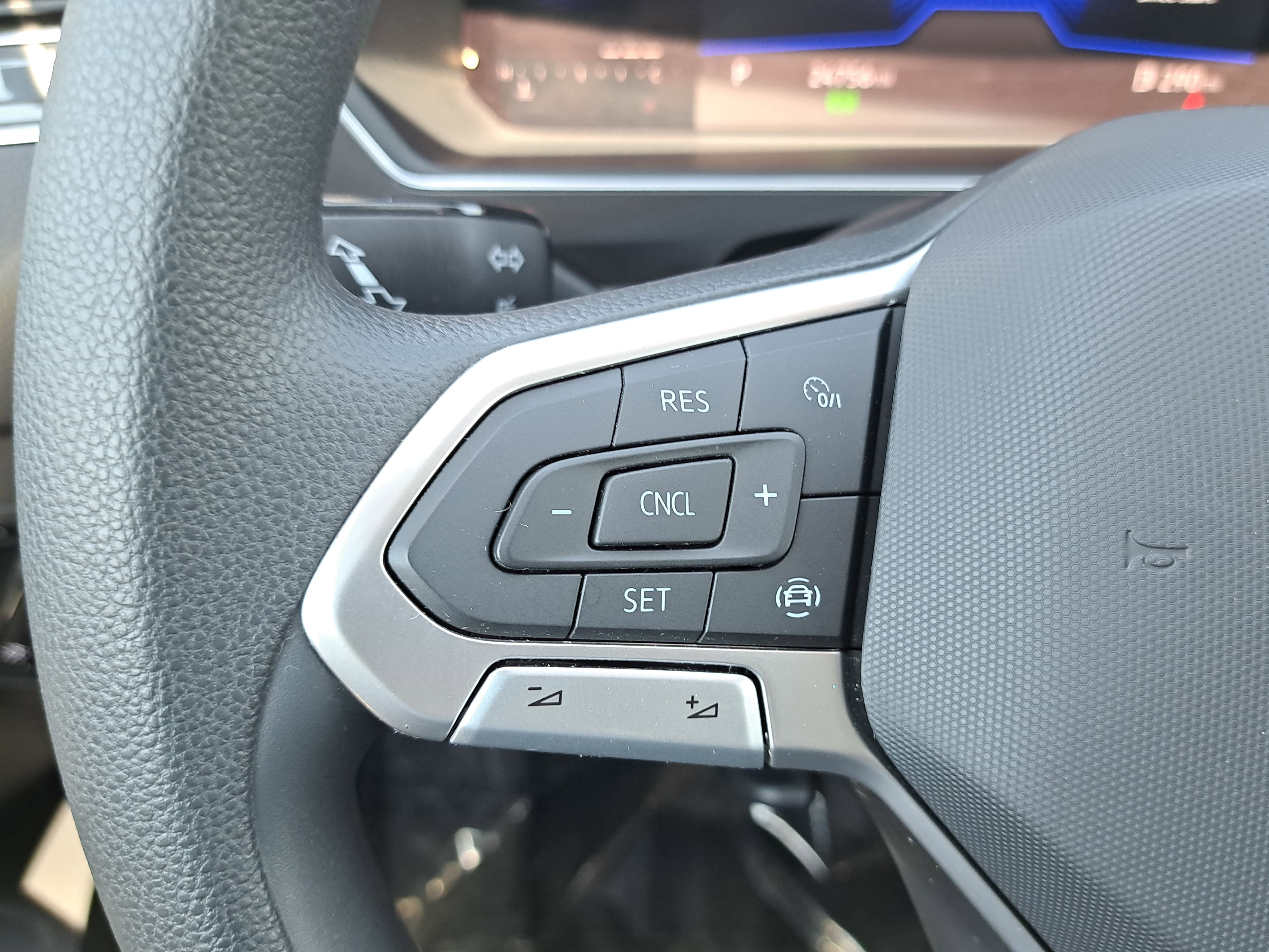 Certified 2023 Volkswagen Tiguan S FWD image 16