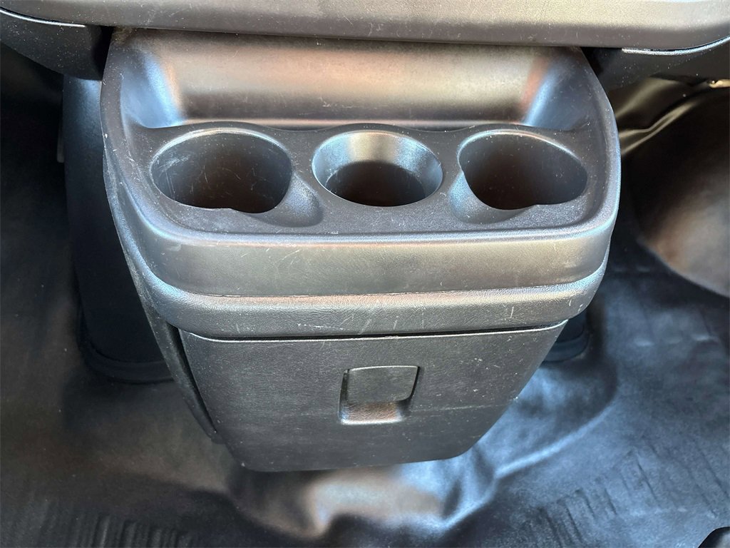 Used 2019 GMC Savana 2500 w/ Enhanced Convenience Package image 28