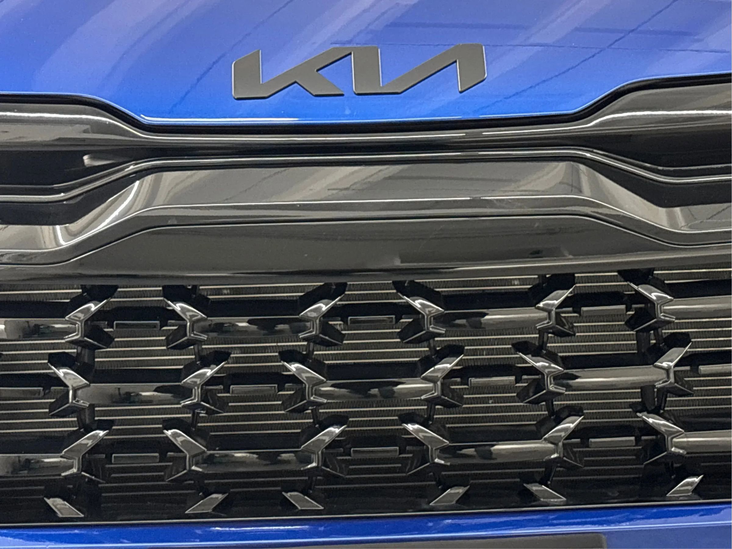 Used 2025 Kia Sportage X-Line w/ Premium Package image 36