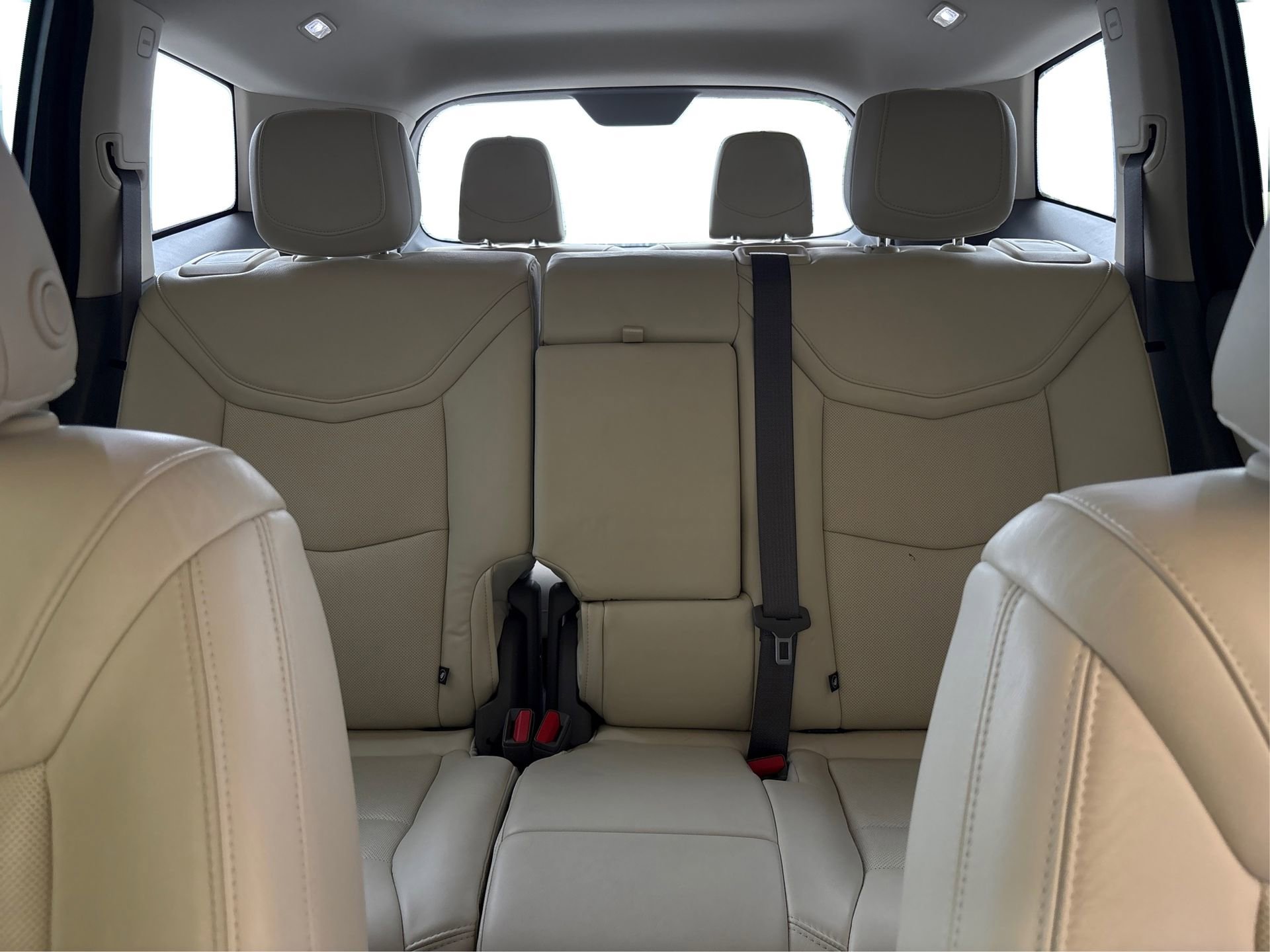 Used 2020 Cadillac XT6 Premium Luxury image 17