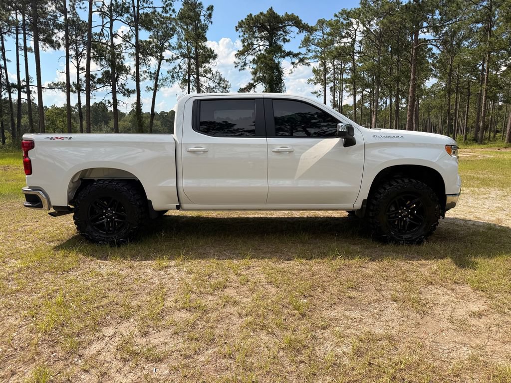 Used 2025 Chevrolet Silverado 1500 LT w/ Work Truck Package AWD/4WD image 6
