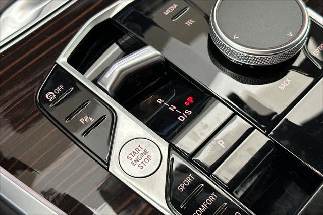 New 2026 BMW X5 xDrive40i w/ Premium Package AWD/4WD image 18