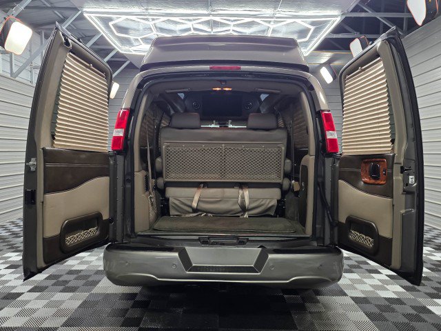 Used 2020 Chevrolet Express 2500 w/ Enhanced Convenience Package RWD image 11