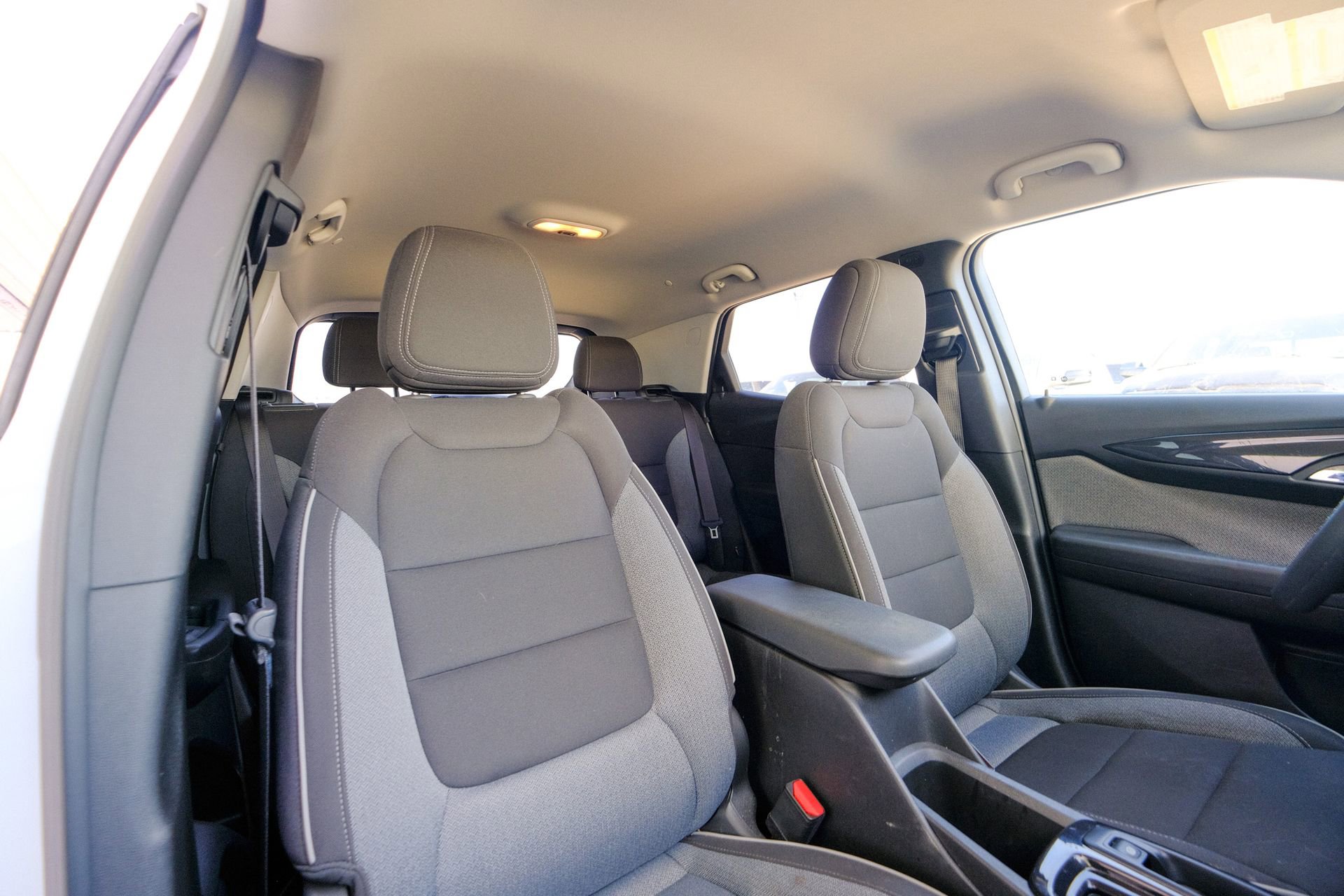 Used 2025 Chevrolet TrailBlazer LT image 18