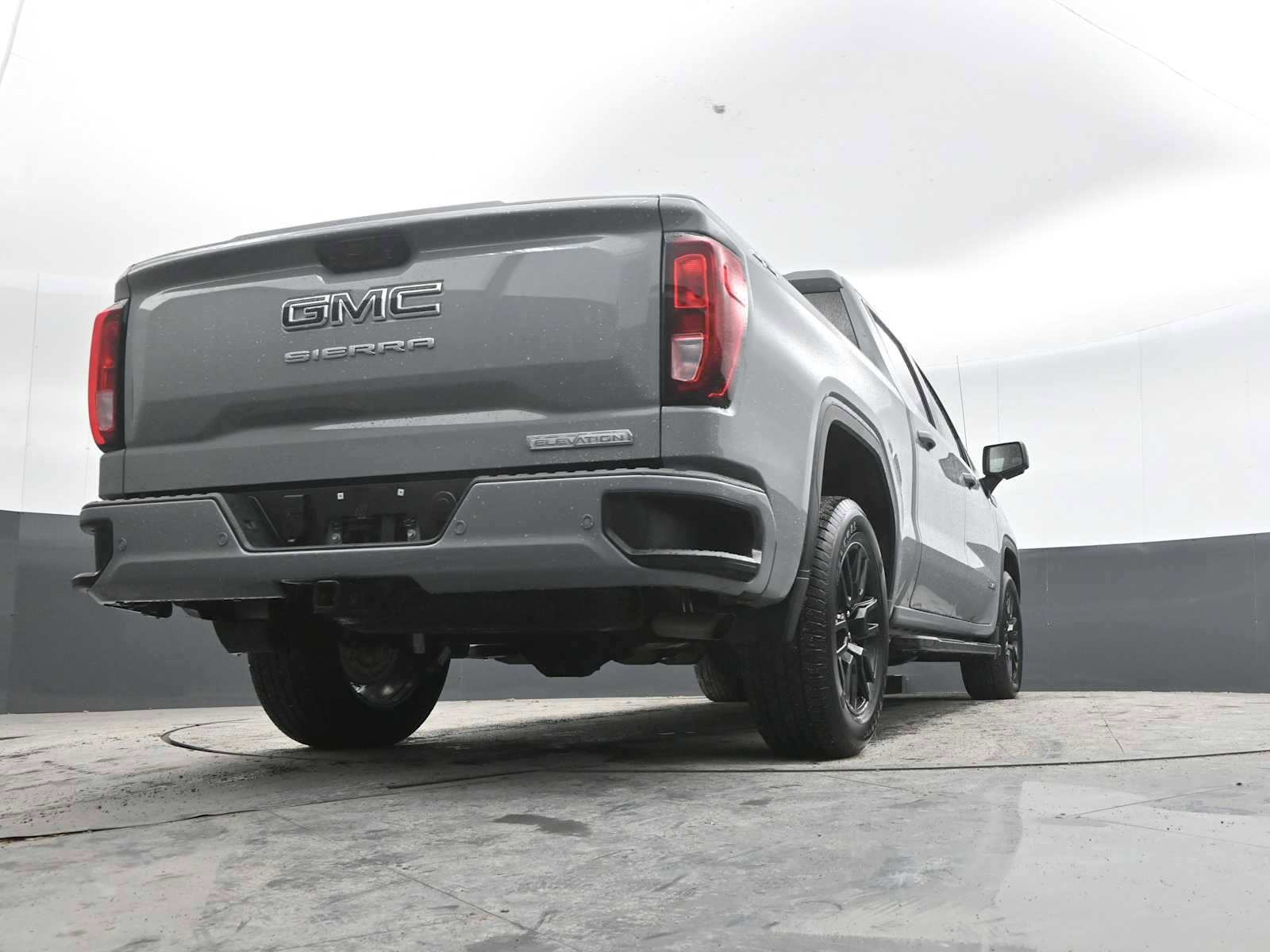 Used 2024 GMC Sierra 1500 Elevation w/ Elevation Premium Package image 31