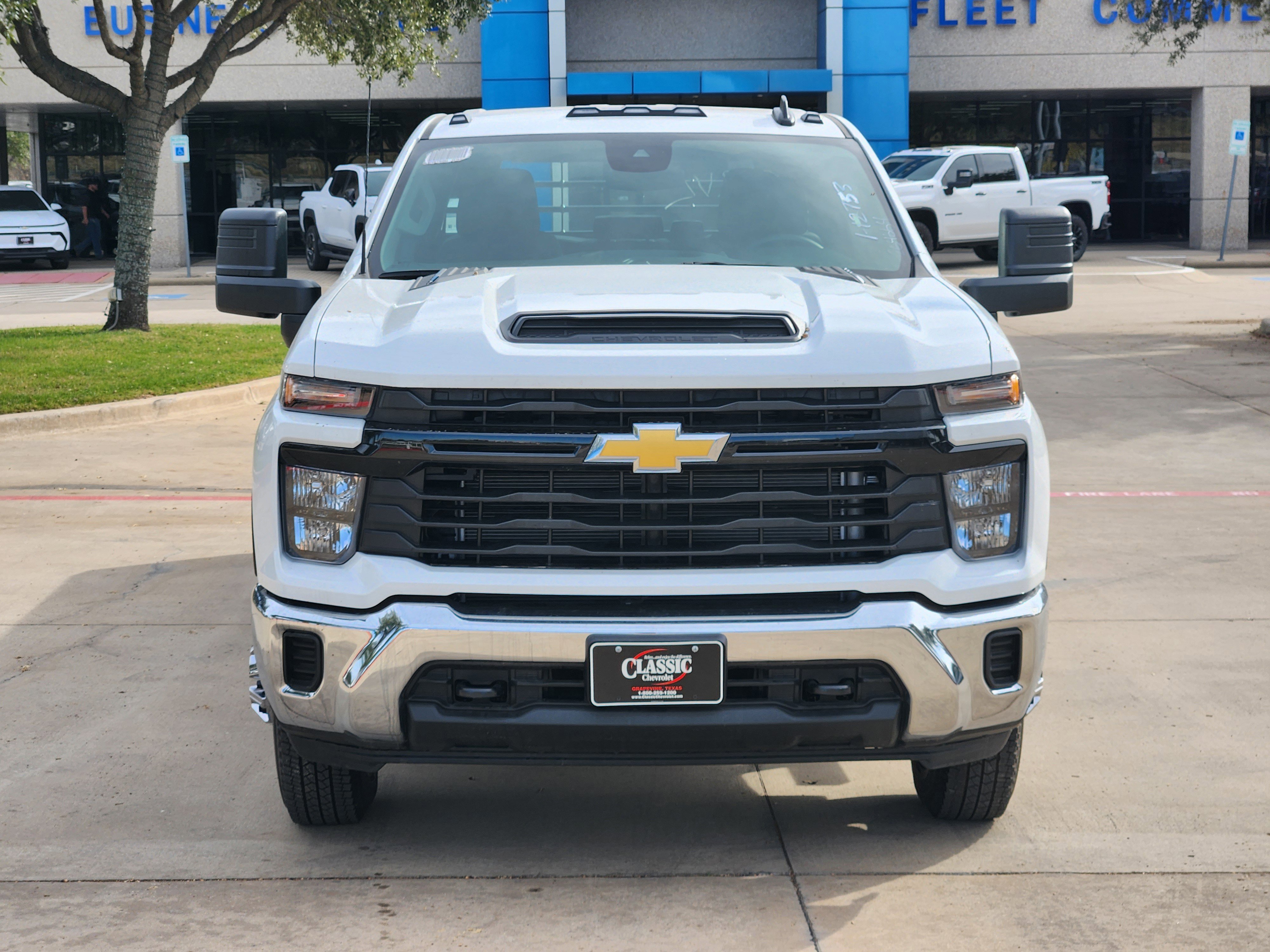 New 2025 Chevrolet Silverado 3500 W/T image 9