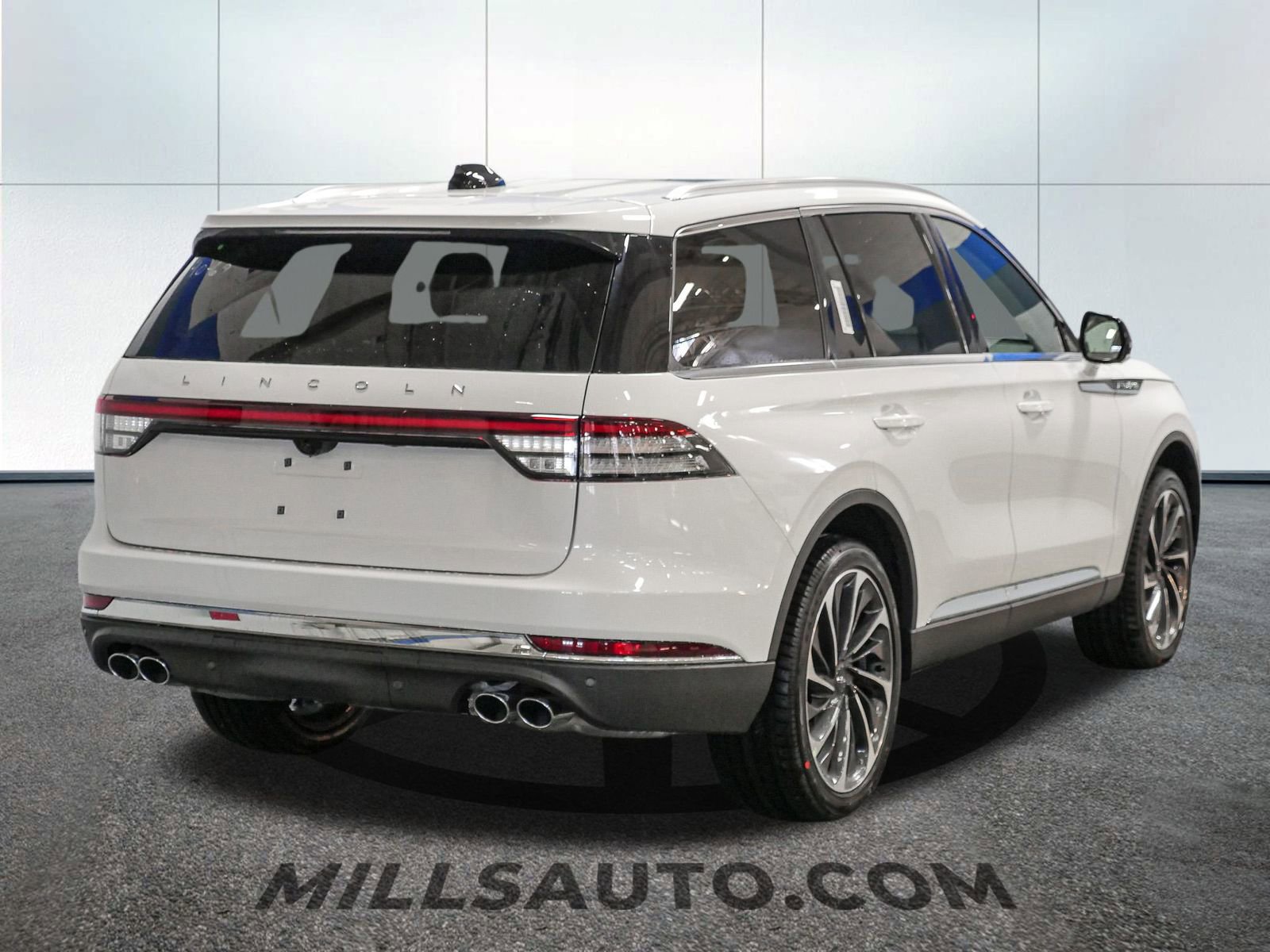 New 2025 Lincoln Aviator Reserve image 7