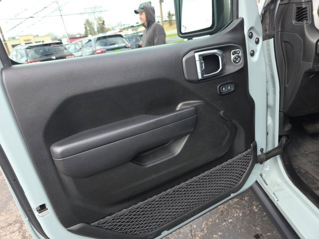 Used 2024 Jeep Wrangler Willys image 11