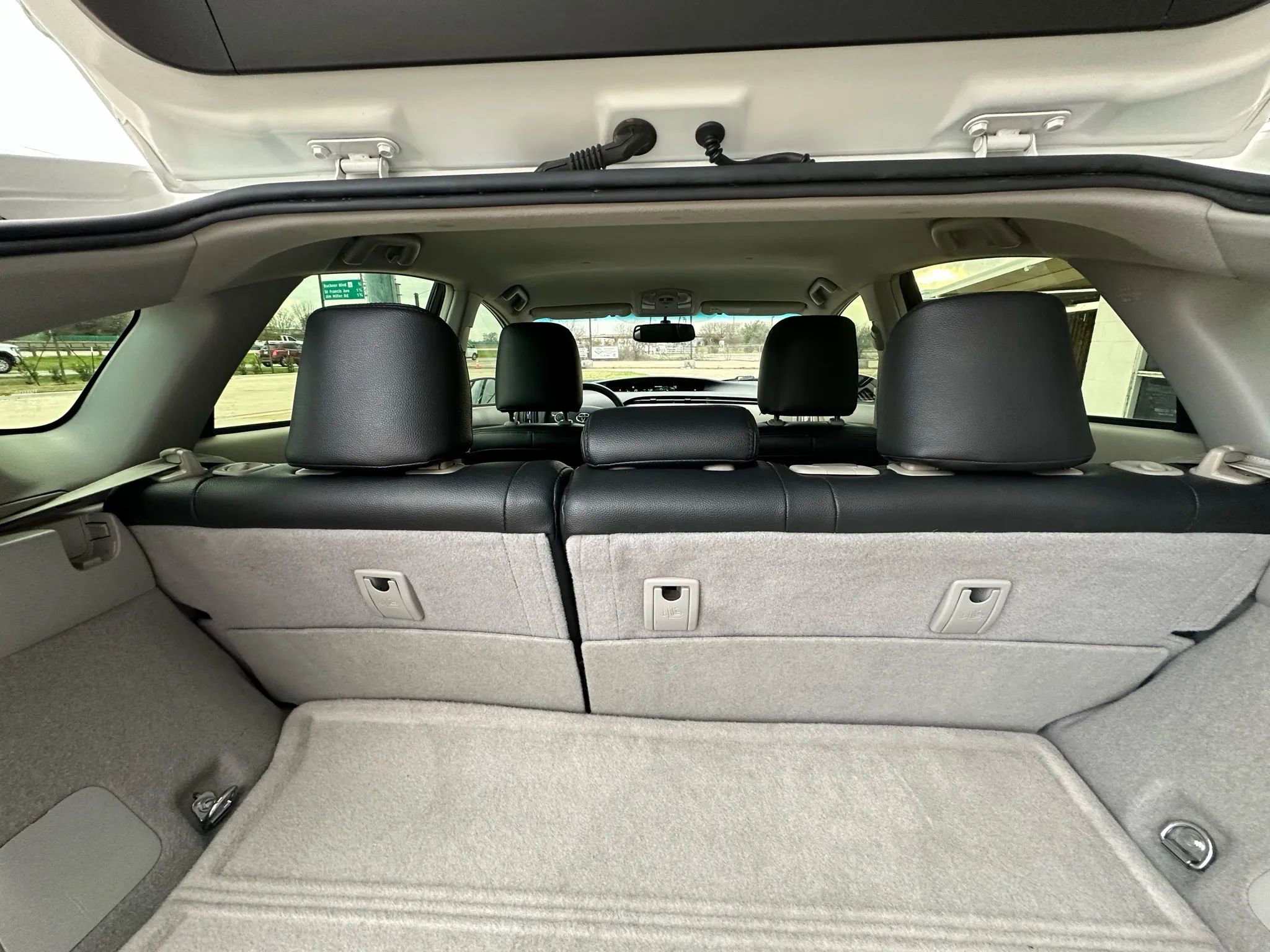 Used 2014 Toyota Prius Three image 10