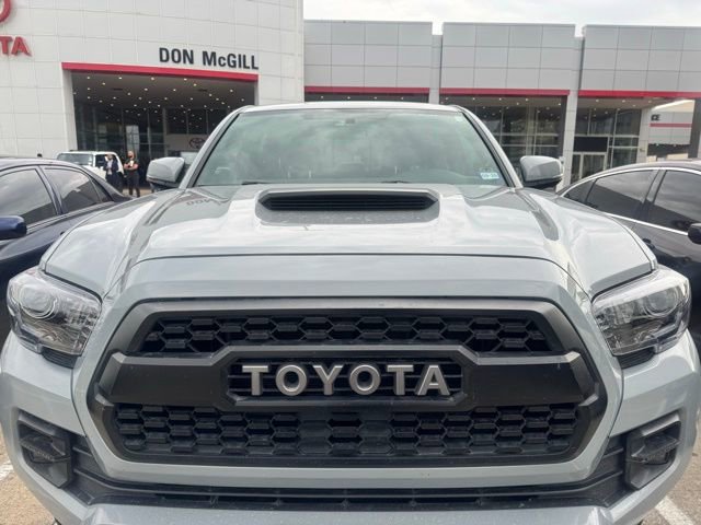 Certified 2017 Toyota Tacoma TRD Pro AWD/4WD image 15