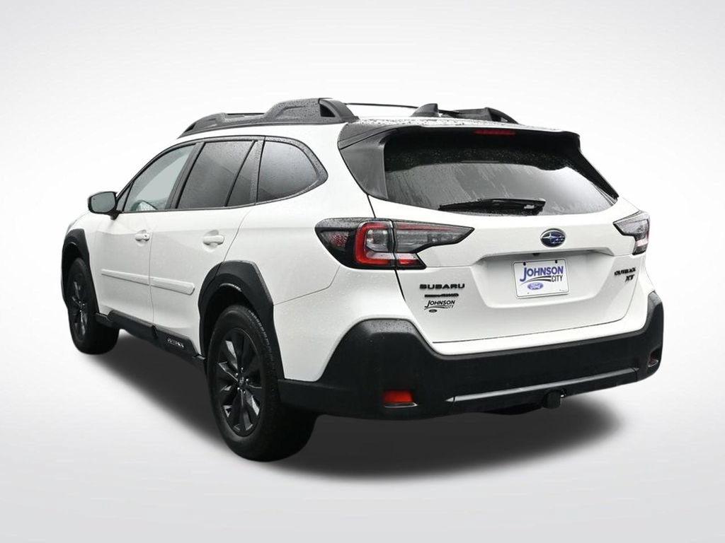 Used 2025 Subaru Outback Onyx Edition XT AWD/4WD image 7