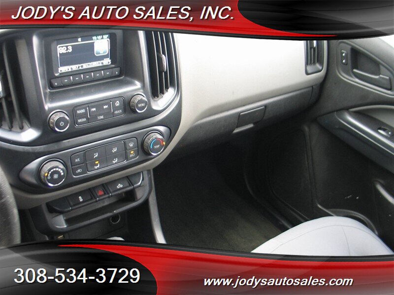 Used 2016 Chevrolet Colorado W/T w/ WT Convenience Package RWD image 19