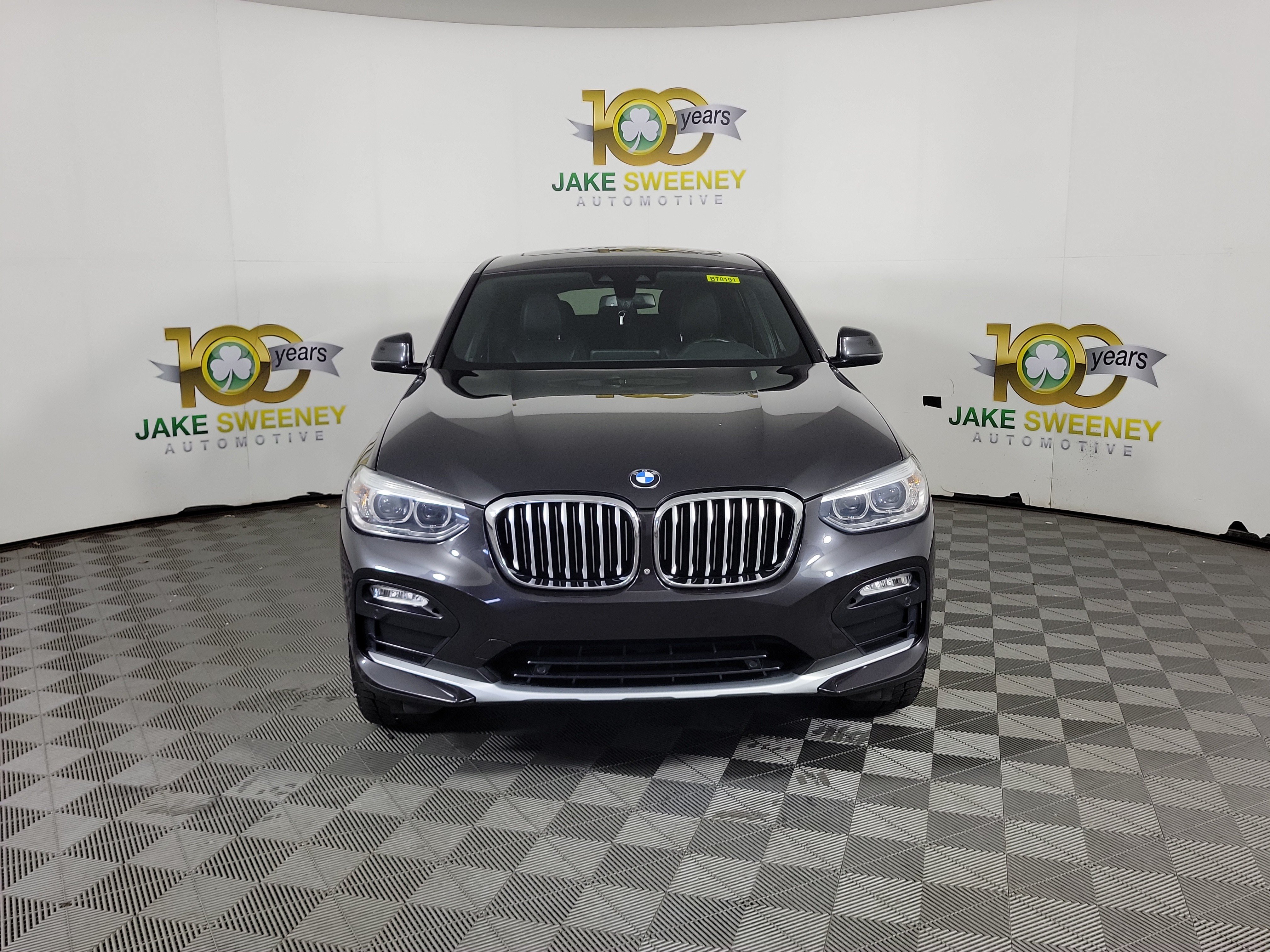 Used 2019 BMW X4 xDrive30i w/ Premium Package AWD/4WD image 2