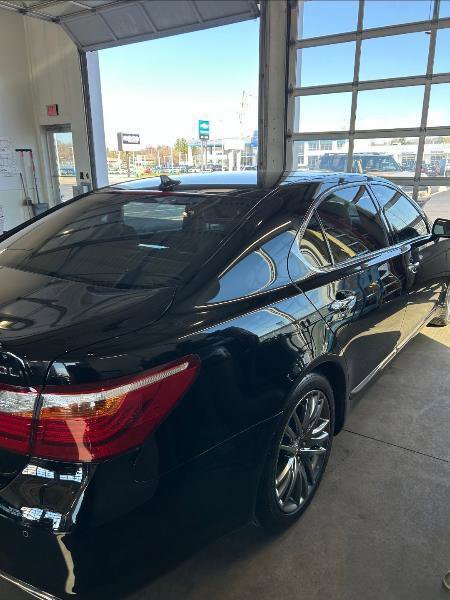 Used 2012 Lexus LS 460 L w/ Executive Class Seating Pkg RWD image 5