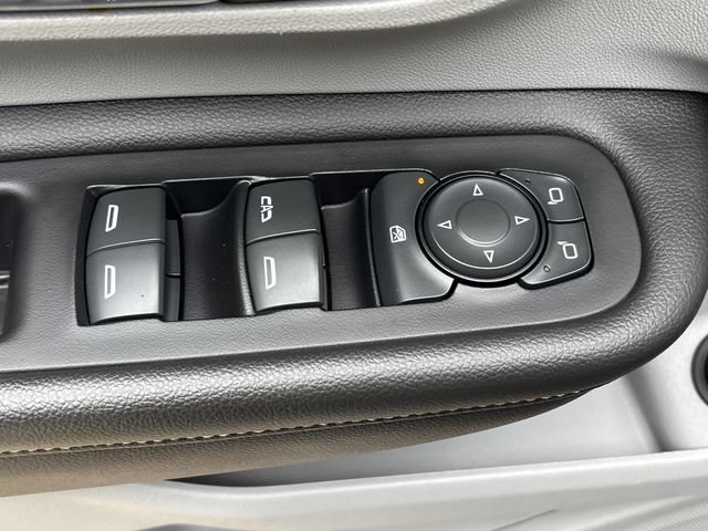 Used 2023 GMC Terrain SLE w/ Driver Convenience Package AWD/4WD image 23