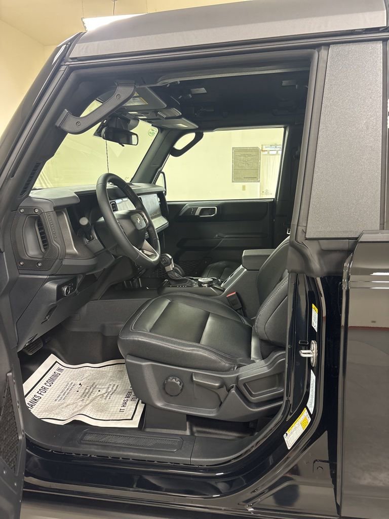 New 2026 Ford Bronco Badlands AWD/4WD image 9