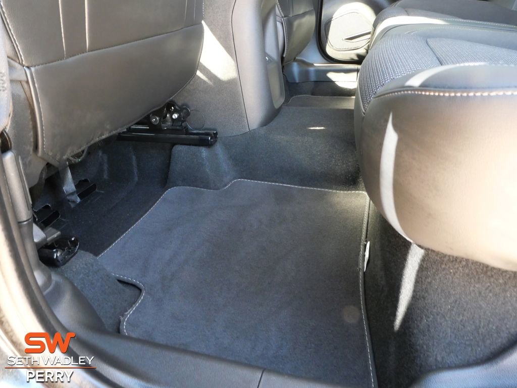 Used 2023 Buick Envision Preferred image 11