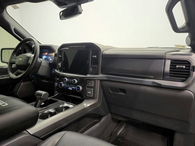 Used 2025 Ford F150 Lariat image 35