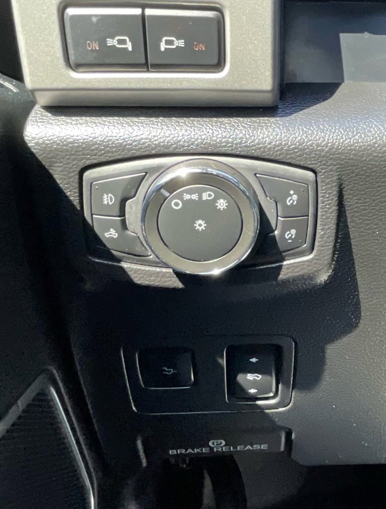 Used 2021 Ford F250 Lariat w/ Lariat Ultimate Package image 27