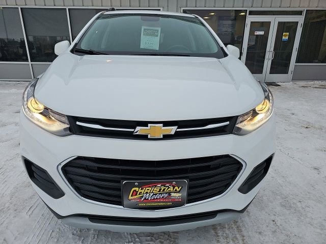 Certified 2022 Chevrolet Trax LT w/ LT Convenience Package image 8