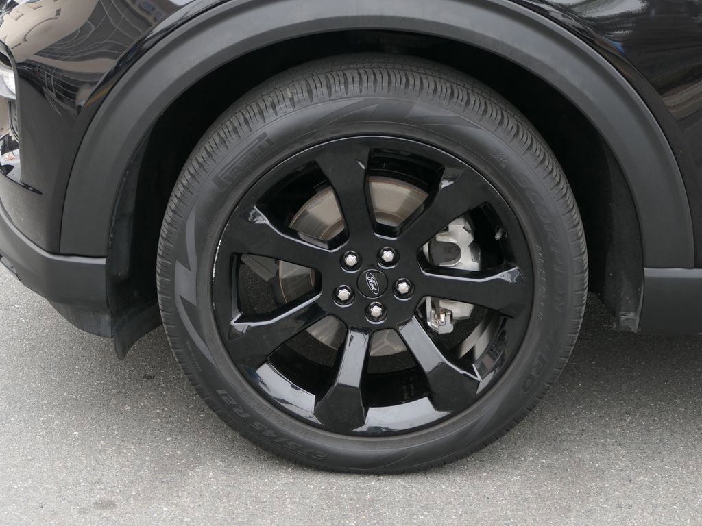 Used 2023 Ford Explorer ST-Line w/ Class IV Trailer Tow Package RWD image 11