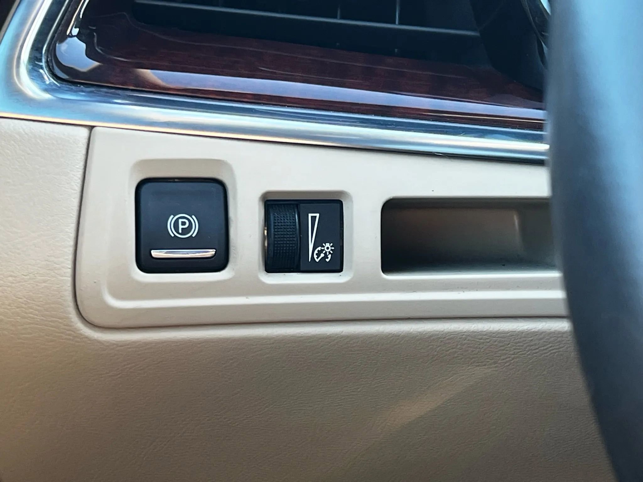 Used 2017 Cadillac XT5 Premium Luxury image 26