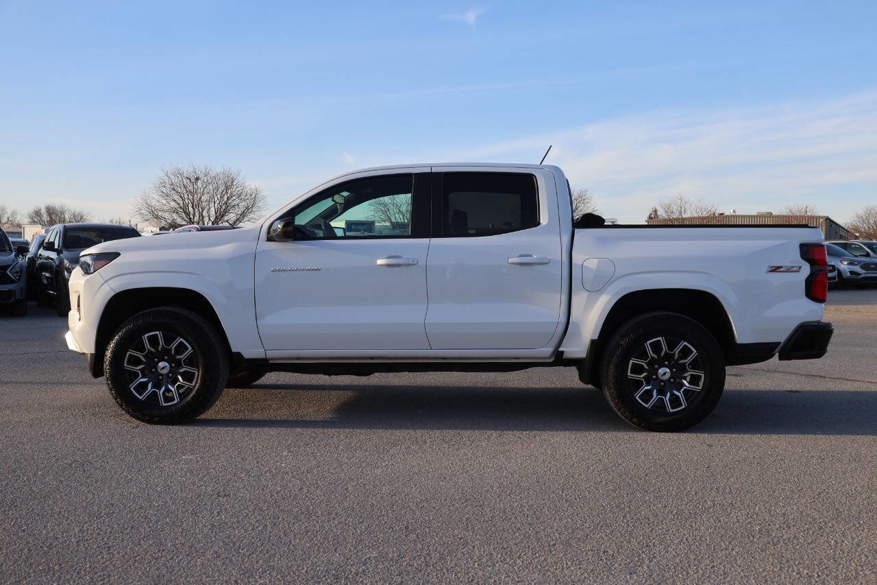Used 2023 Chevrolet Colorado Z71 w/ Z71 Convenience Package 2 image 8