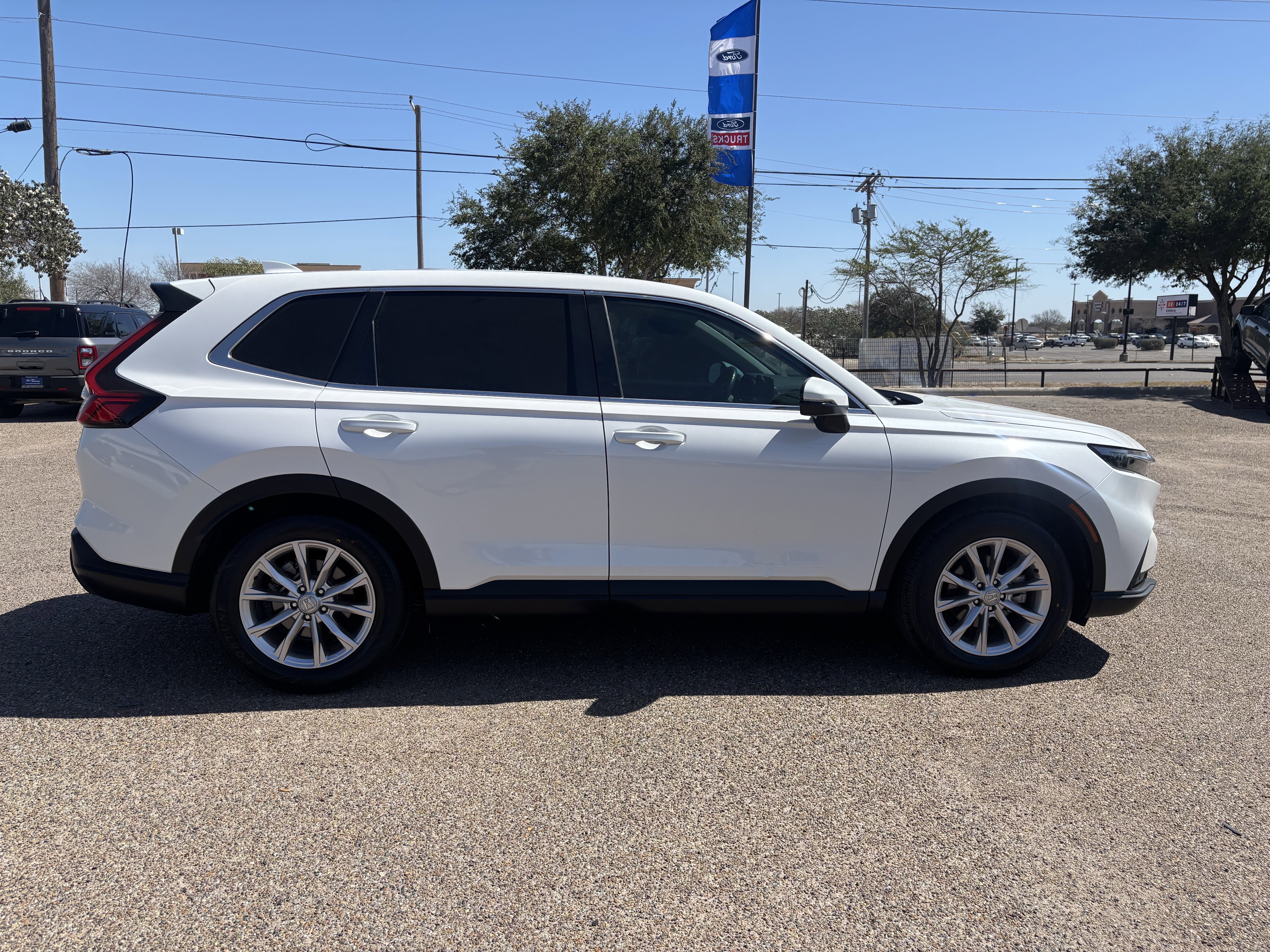 Used 2024 Honda CR-V EX-L image 4